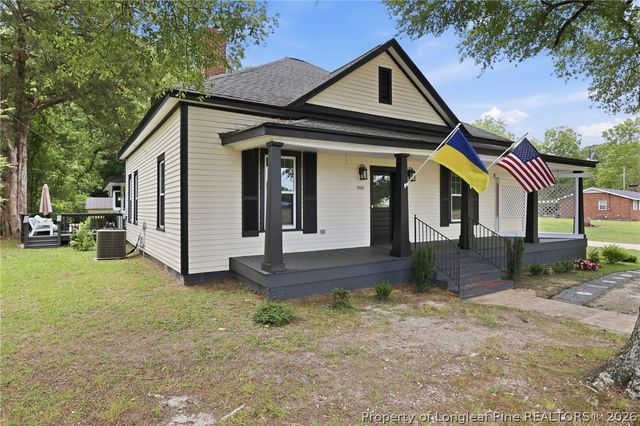 908 Middle Road, Fayetteville, NC 28312