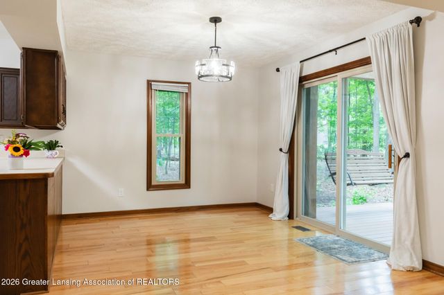 1045 N Eifert Road, Holt, MI 48842