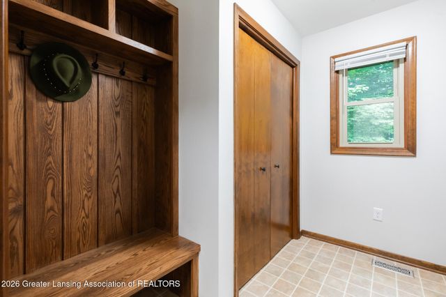 1045 N Eifert Road, Holt, MI 48842