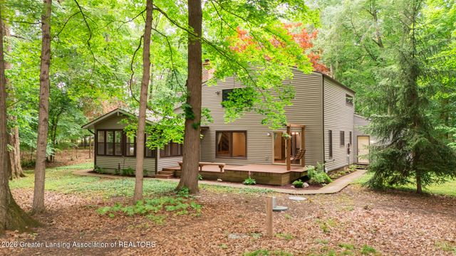 1045 N Eifert Road, Holt, MI 48842