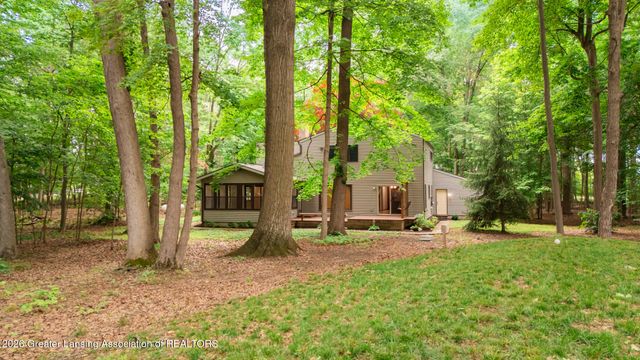 1045 N Eifert Road, Holt, MI 48842