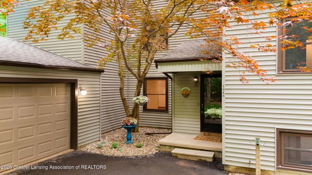 1045 N Eifert Road, Holt, MI 48842