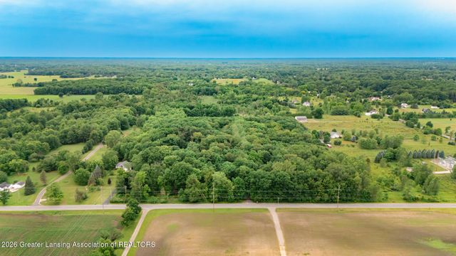 1045 N Eifert Road, Holt, MI 48842