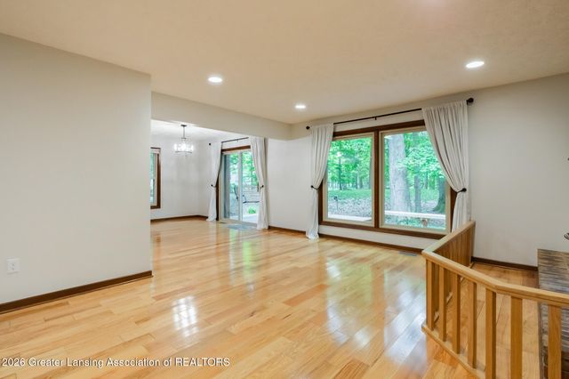 1045 N Eifert Road, Holt, MI 48842