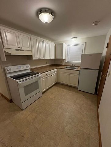 600 Cabot St 3, Beverly, MA 01915