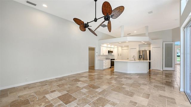 6935 RIVERSEDGE STREET CIRCLE, Bradenton, FL 34202