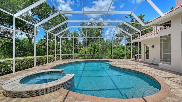 6935 RIVERSEDGE STREET CIRCLE, Bradenton, FL 34202