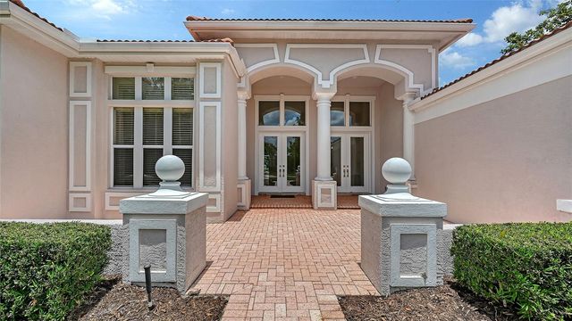 6935 RIVERSEDGE STREET CIRCLE, Bradenton, FL 34202