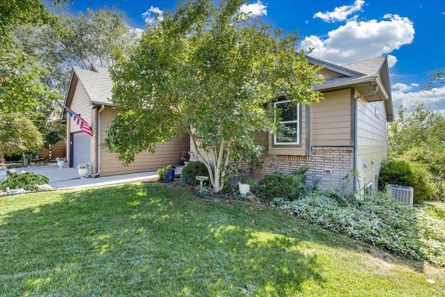 1309 S Summit Cir, Derby, KS 67037