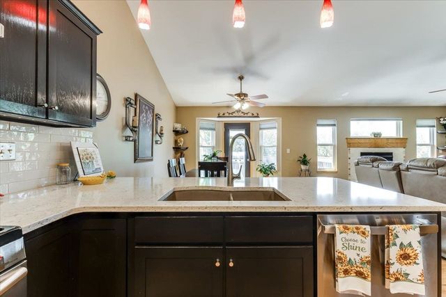 1309 S Summit Cir, Derby, KS 67037