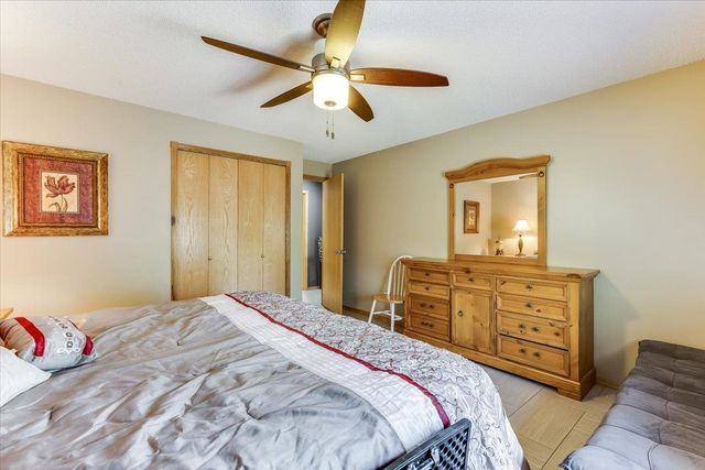 1309 S Summit Cir, Derby, KS 67037