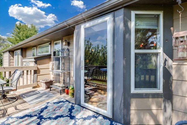 1309 S Summit Cir, Derby, KS 67037