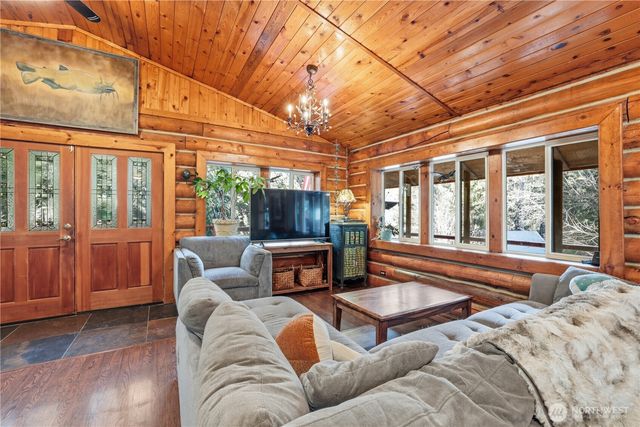 9680 SR 903, Ronald, WA 98940