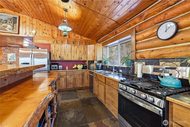 9680 SR 903, Ronald, WA 98940