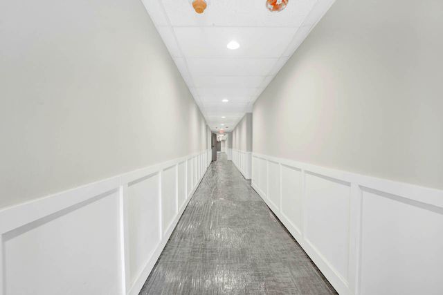 121 W 63rd Street D203, Westmont, IL 60559