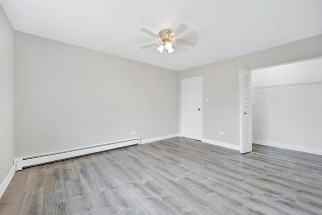 121 W 63rd Street D203, Westmont, IL 60559