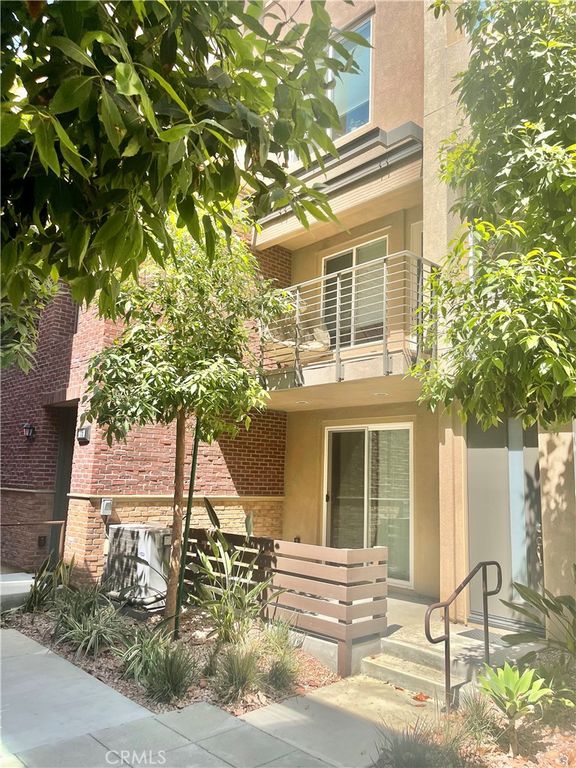 422 W Route 66 70, Glendora, CA 91740