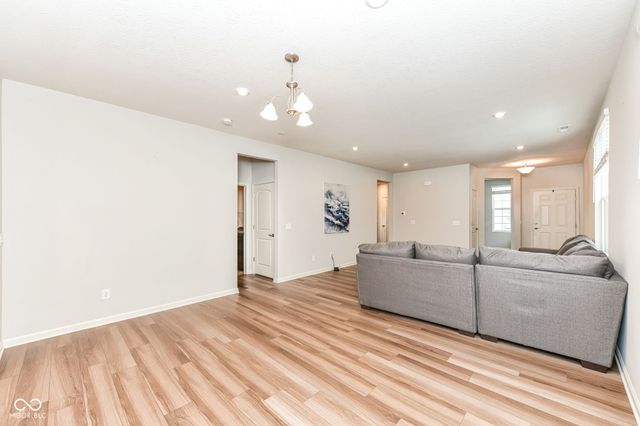 13497 Mosaic Street, Fishers, IN 46037