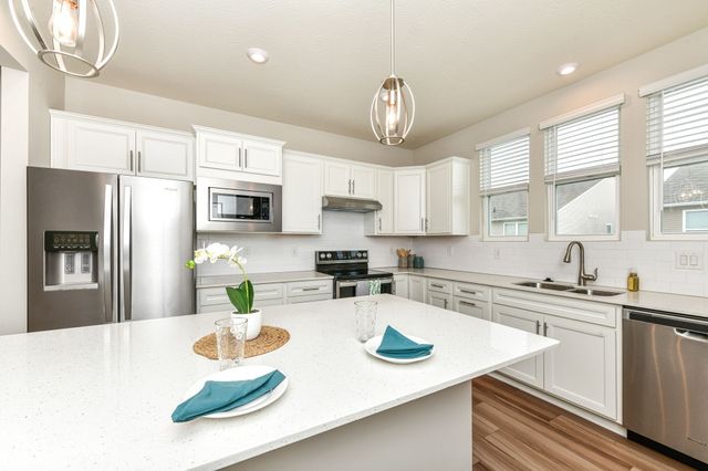 13497 Mosaic Street, Fishers, IN 46037