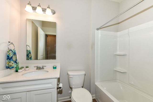 13497 Mosaic Street, Fishers, IN 46037