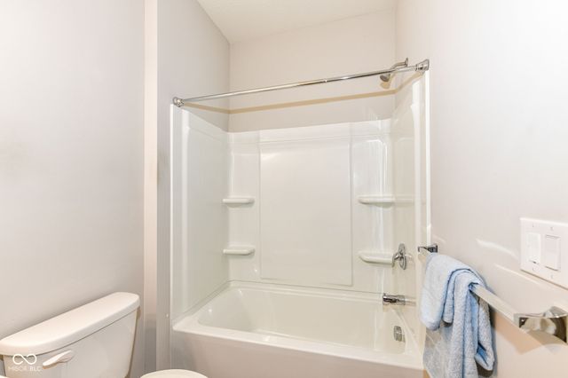 13497 Mosaic Street, Fishers, IN 46037