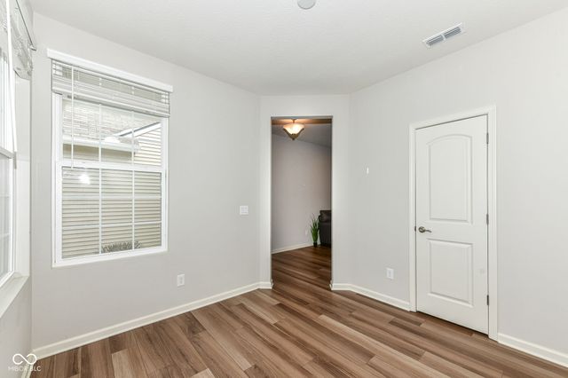 13497 Mosaic Street, Fishers, IN 46037