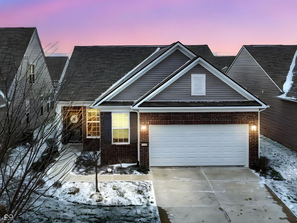 13497 Mosaic Street, Fishers, IN 46037
