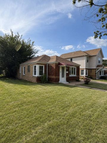 4418 Madison Avenue, Brookfield, IL 60513