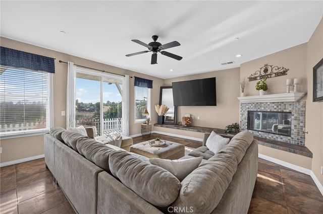 1130 Sierra Bonita, Fallbrook, CA 92028
