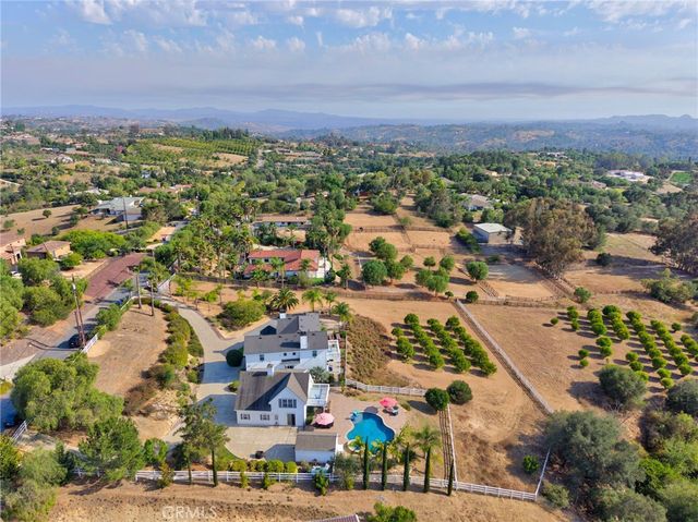 1130 Sierra Bonita, Fallbrook, CA 92028
