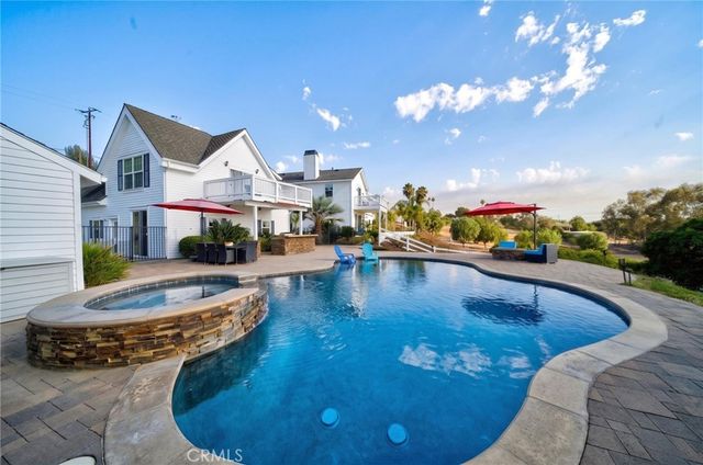 1130 Sierra Bonita, Fallbrook, CA 92028