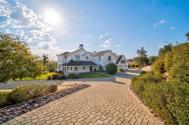 1130 Sierra Bonita, Fallbrook, CA 92028