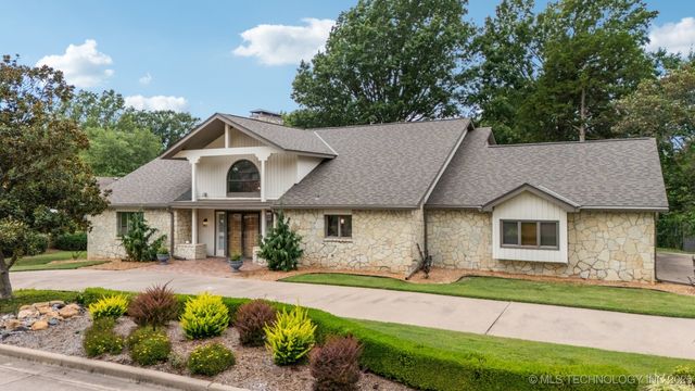 2505 Glynnwood Drive, Bartlesville, OK 74006