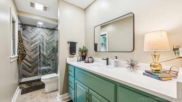 2505 Glynnwood Drive, Bartlesville, OK 74006