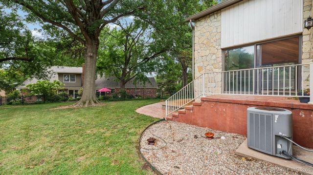 2505 Glynnwood Drive, Bartlesville, OK 74006