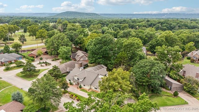 2505 Glynnwood Drive, Bartlesville, OK 74006