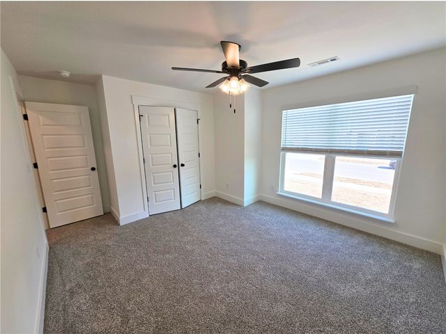 251 Kristen Lane, Centerton, AR 72719