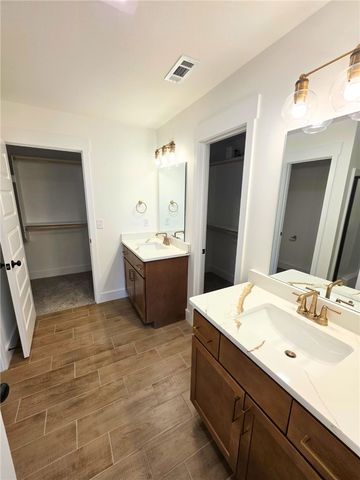 251 Kristen Lane, Centerton, AR 72719