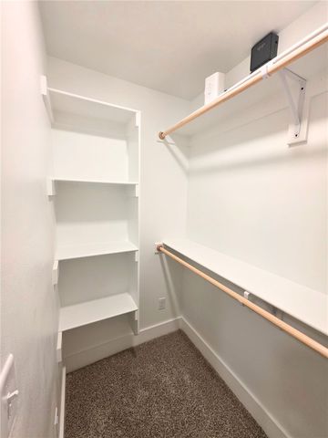 251 Kristen Lane, Centerton, AR 72719