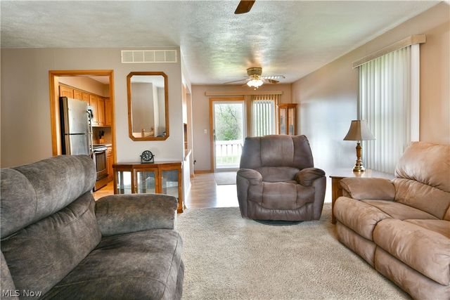 4539 N Leavitt Road NW, Warren, OH 44485