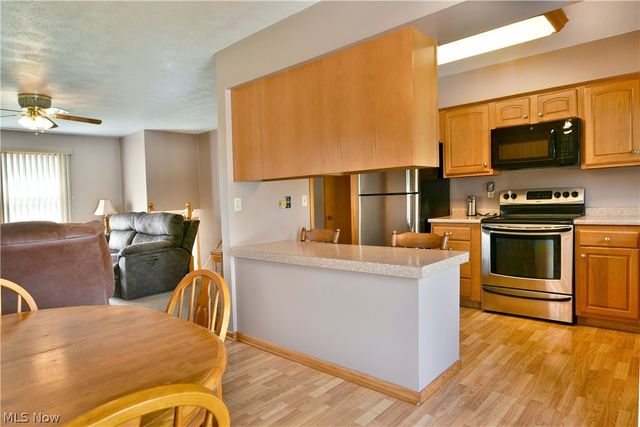 4539 N Leavitt Road NW, Warren, OH 44485