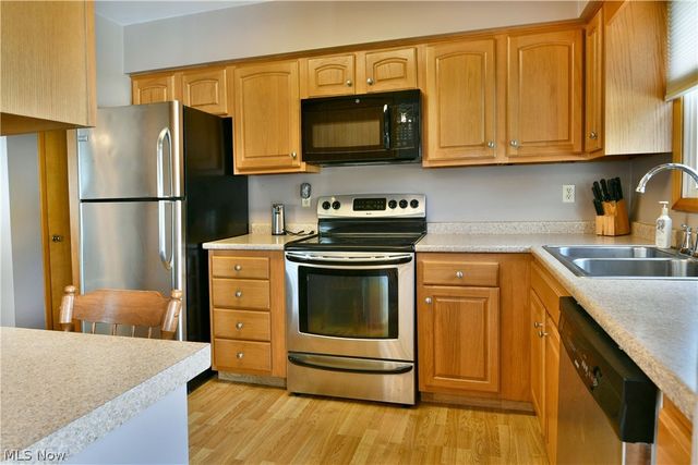 4539 N Leavitt Road NW, Warren, OH 44485