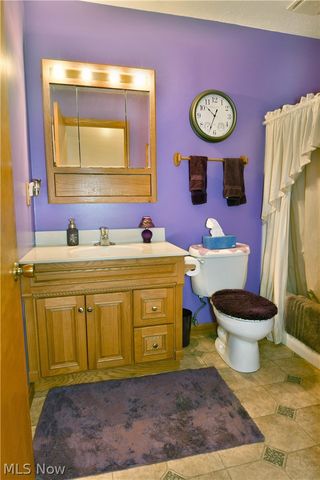 4539 N Leavitt Road NW, Warren, OH 44485