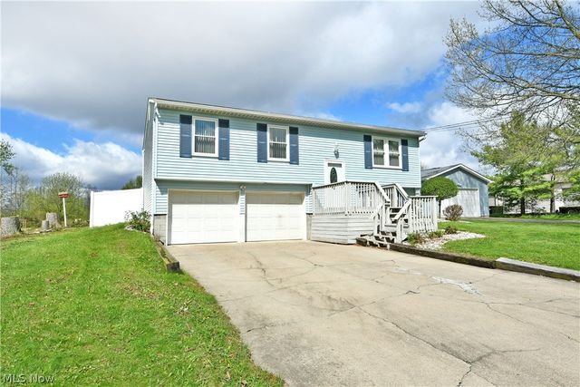 4539 N Leavitt Road NW, Warren, OH 44485