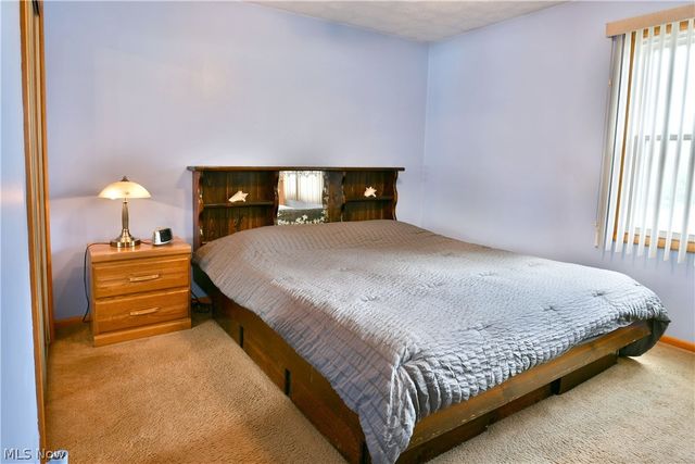 4539 N Leavitt Road NW, Warren, OH 44485