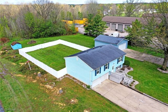 4539 N Leavitt Road NW, Warren, OH 44485