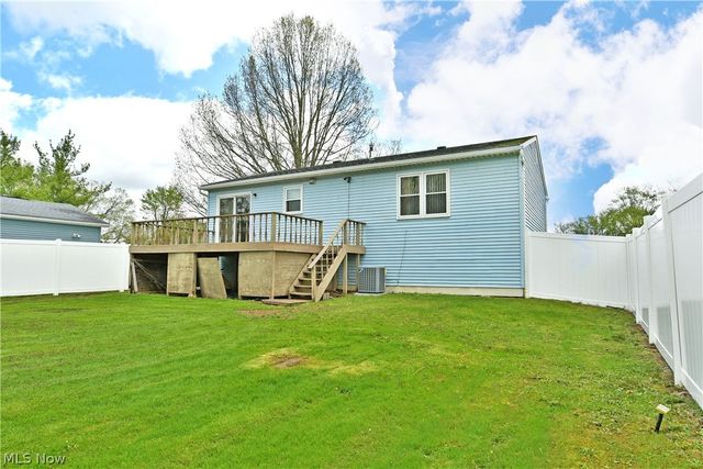 4539 N Leavitt Road NW, Warren, OH 44485