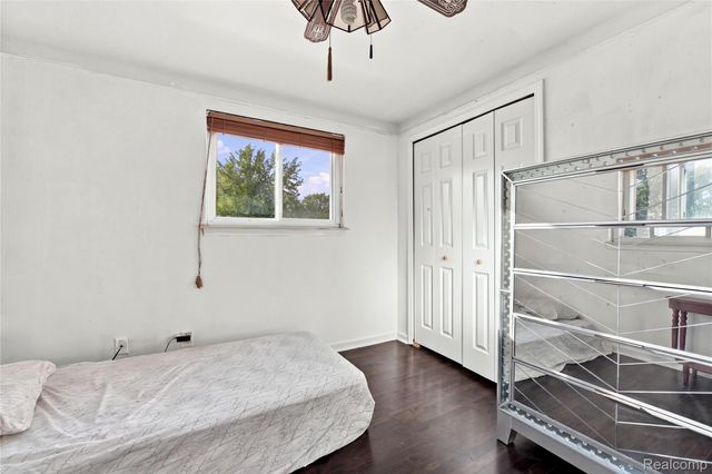 29615 Roan Drive, Warren, MI 48093
