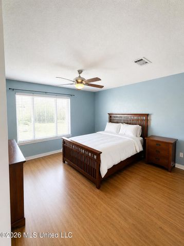 595 Neal Drive, D'iberville, MS 39540
