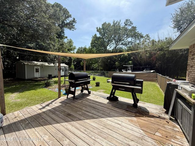 595 Neal Drive, D'iberville, MS 39540